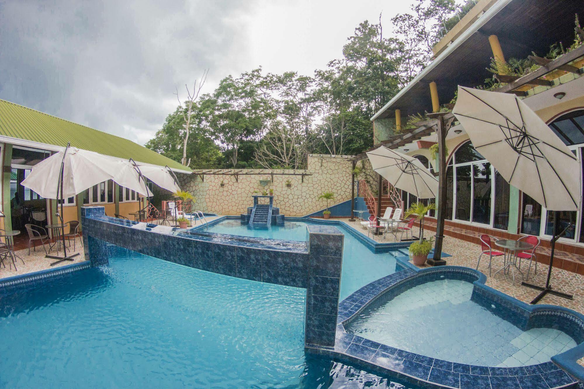 Hotel Ribiera Del Lago Peten Itza San Roman Exterior foto